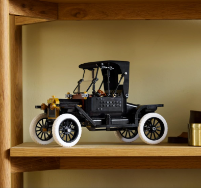 Ford Model T Building Set for Adults, Collectible Kit with Detailed Features